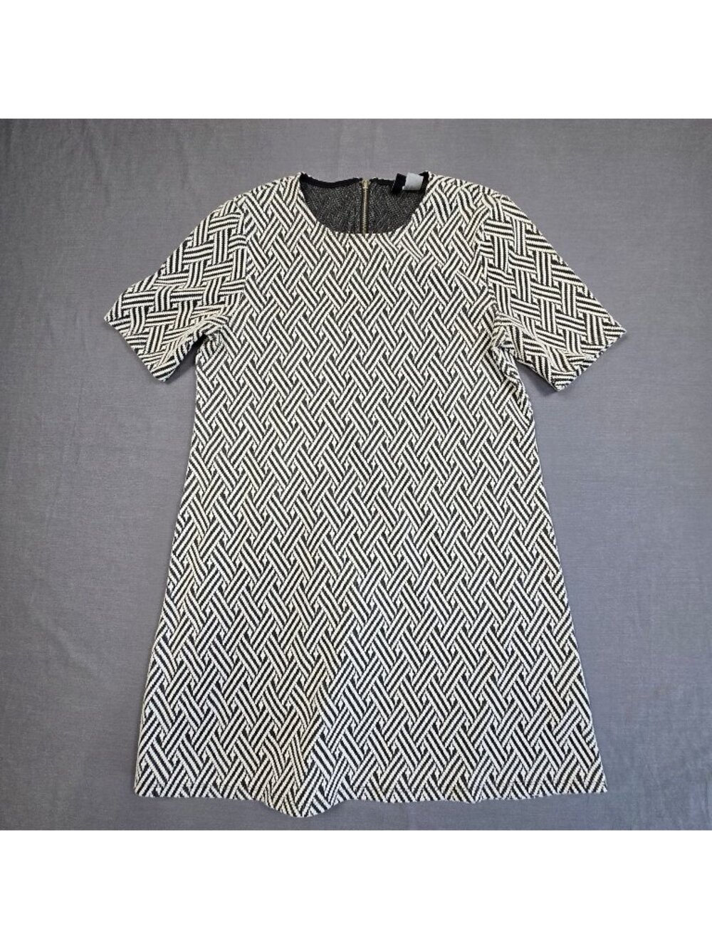 H&M Divided Size 12 Short Sleeve Mini Dress Black/White Geometric